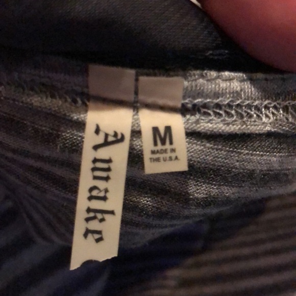 Awake Couture short sleeved size medium lightweight outerwear - Picture 9 of 11